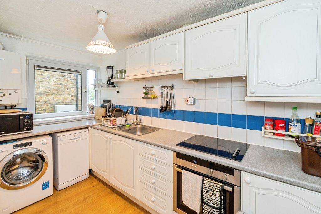 Property photo 2 of 13 Pbox-Img.Jpg