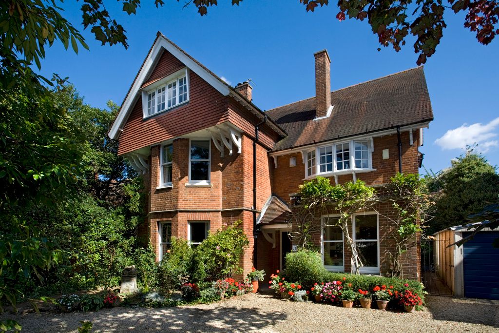 Property photo 1 of 9 Exterior
