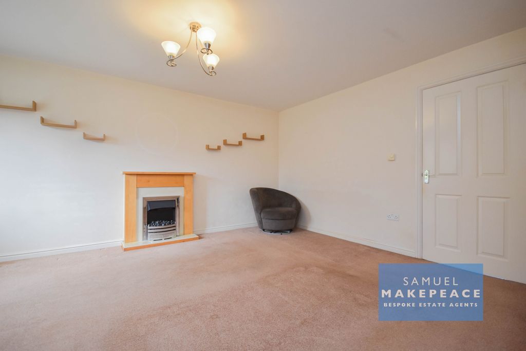 Property photo 3 of 18 Gallery