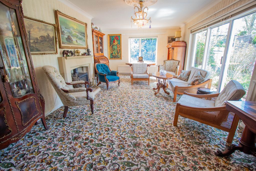 Property photo 2 of 20