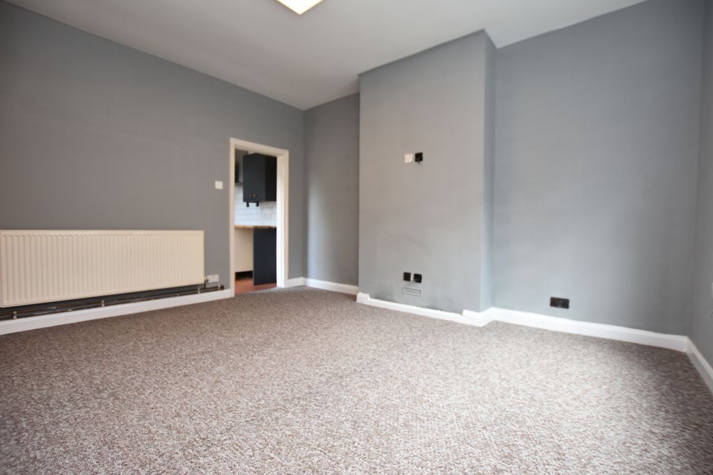 Property photo 2 of 11 Photo 1