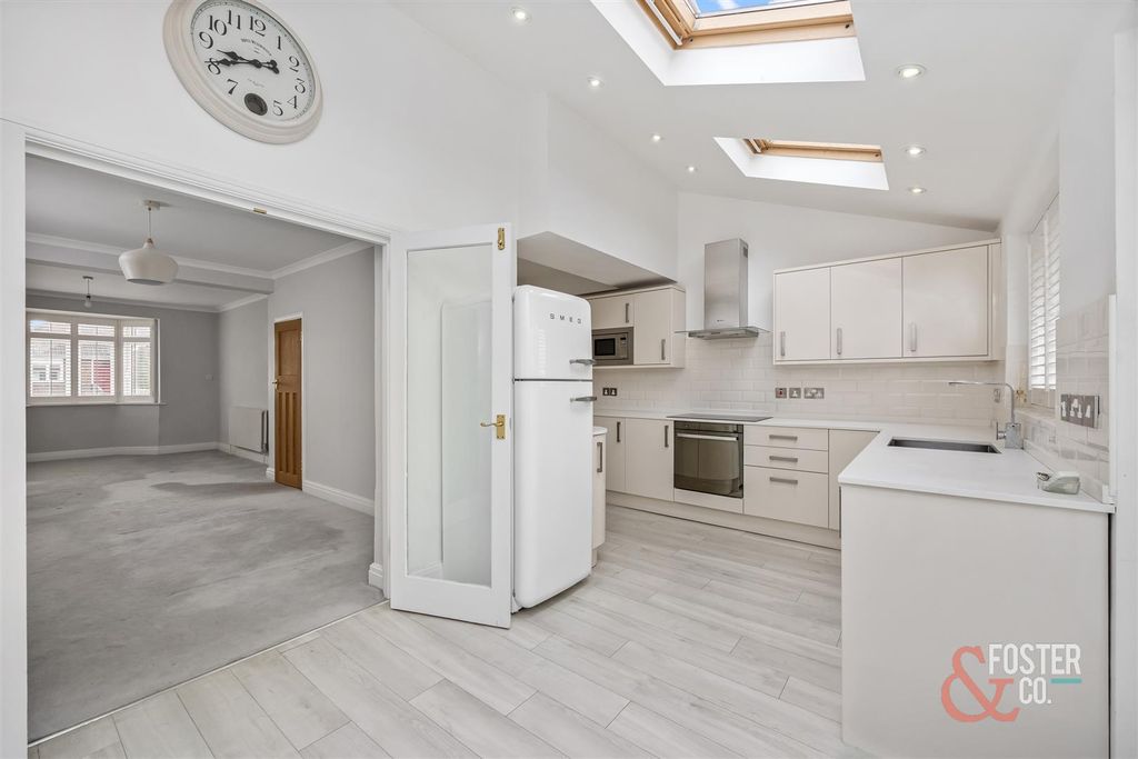 Property photo 3 of 22 Ladies Mile Road, 69-013.Jpg