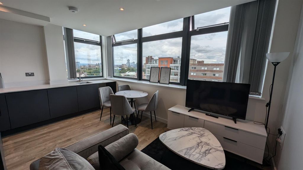 Property photo 3 of 13 Pxl_20240725_151425432