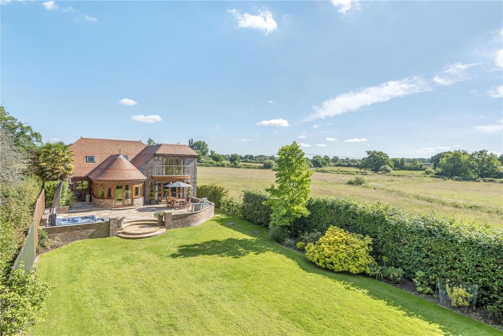 Property photo 3 of 17 Picture No. 56