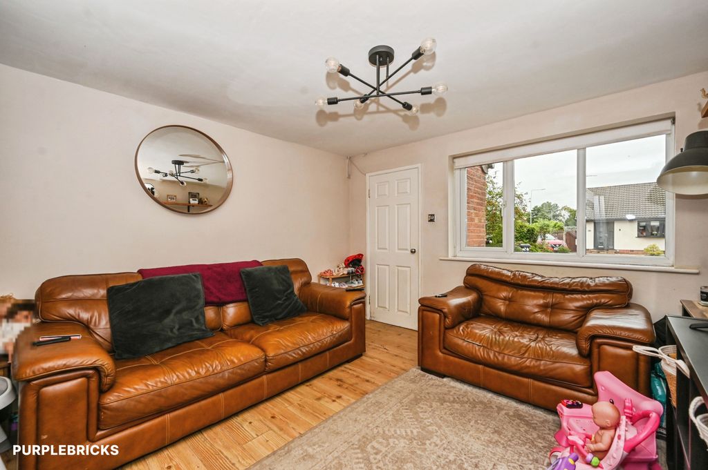 Property photo 3 of 17
