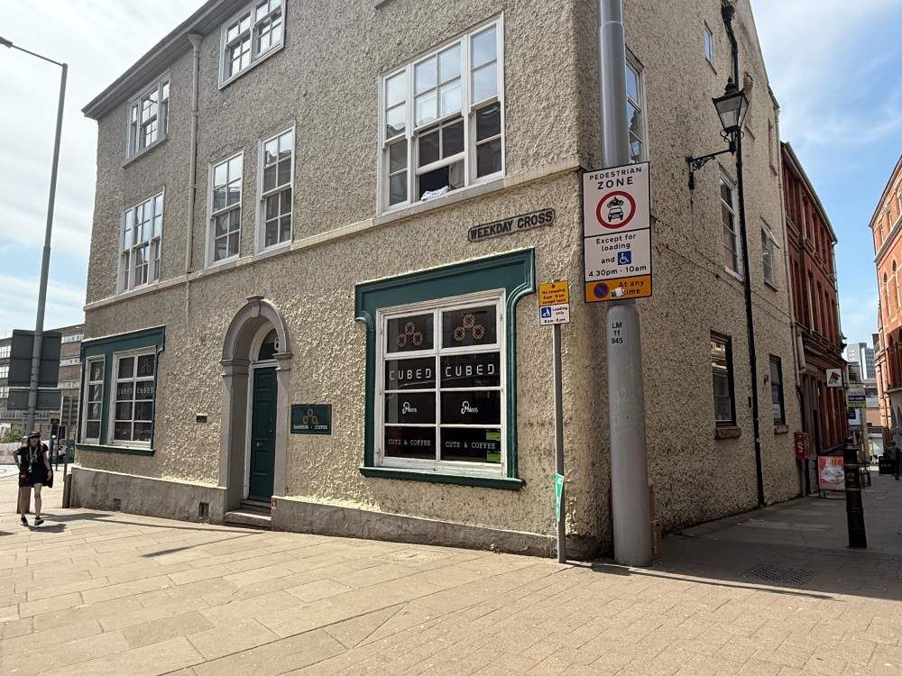 Property photo 1 of 6