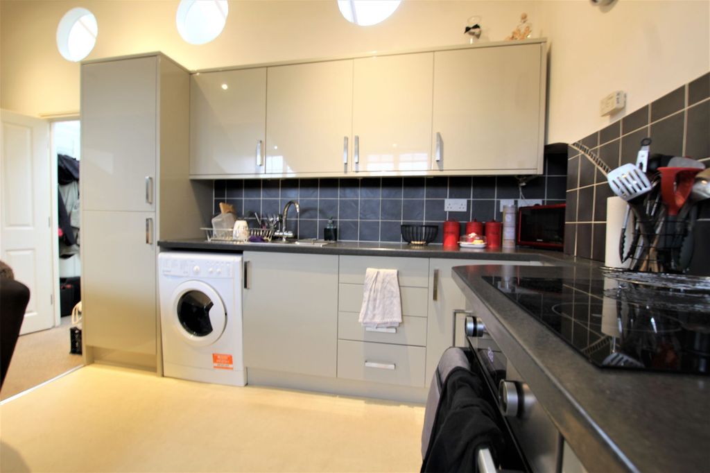 Property photo 2 of 7 Photo 1