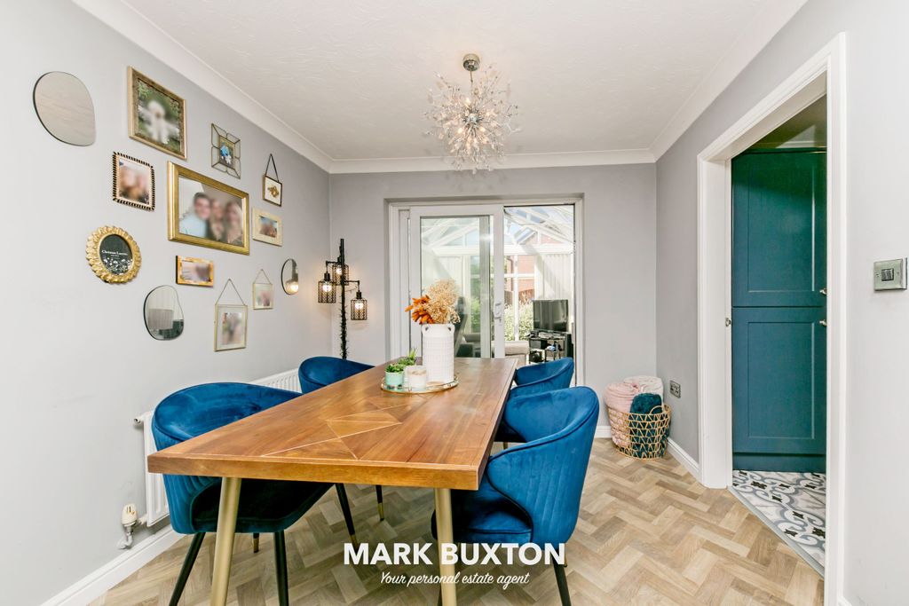 Property photo 3 of 36