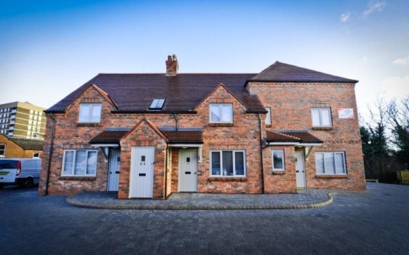 Property photo 2 of 12