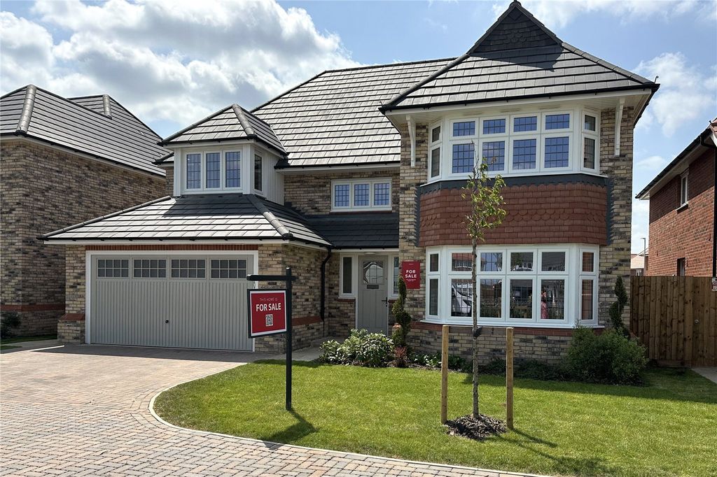 Property photo 1 of 11 Plot 211
