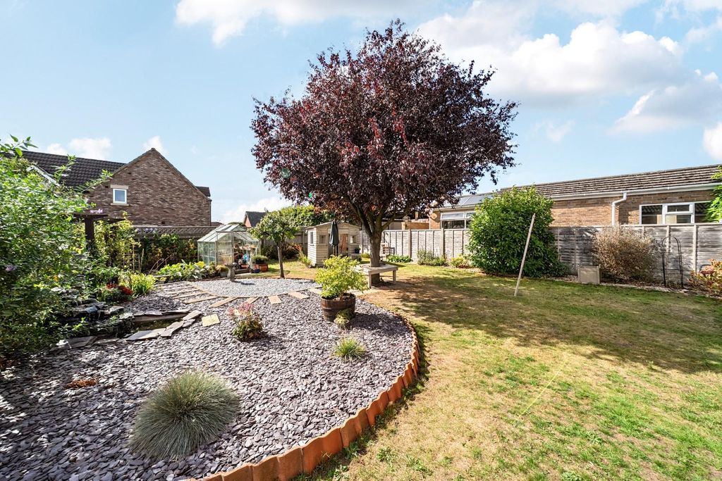 Property photo 2 of 24 Garden 1.Jpg