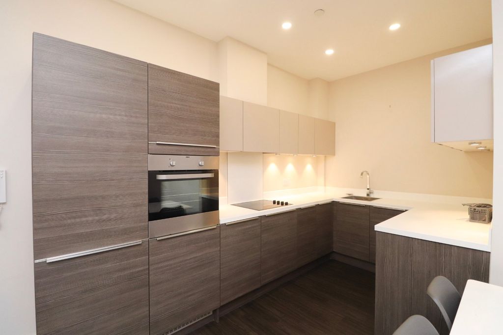 Property photo 3 of 11 Picture No. 18