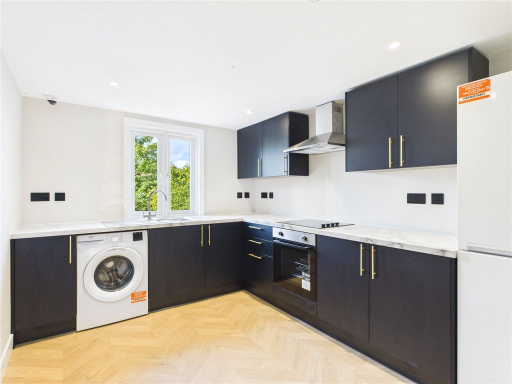 Property photo 1 of 5 Picture No. 05