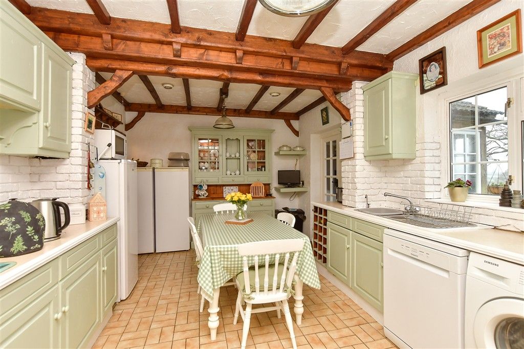 Property photo 1 of 19 Kitchen/Breakfast Room