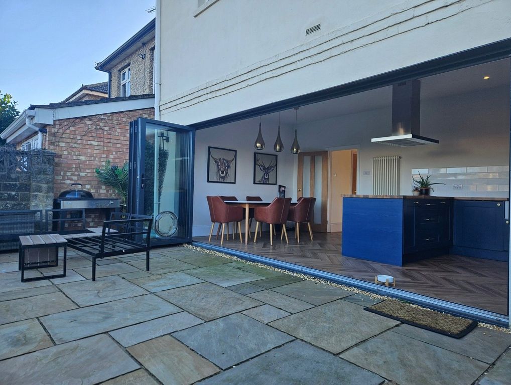 Property photo 3 of 14 Picture No. 08