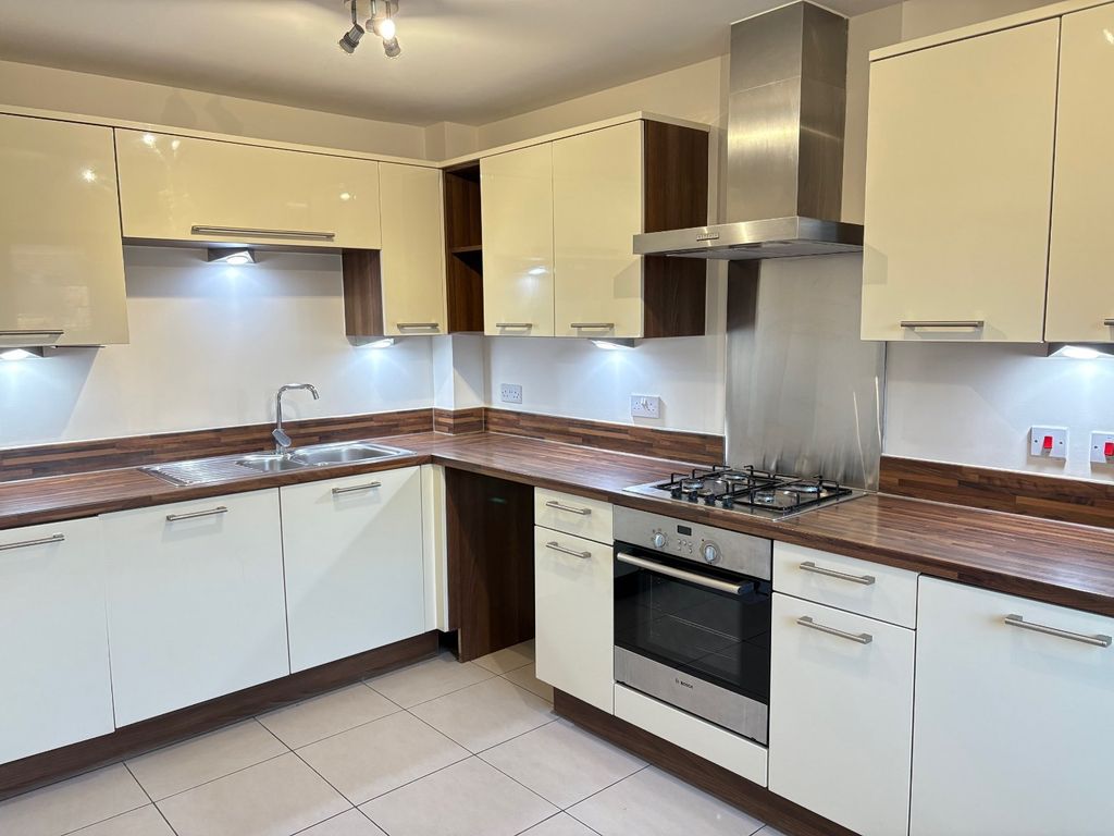 Property photo 3 of 10 Picture No. 09