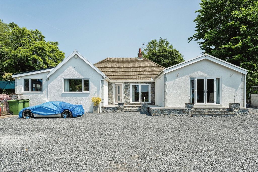 Property photo 1 of 23 Picture No. 11