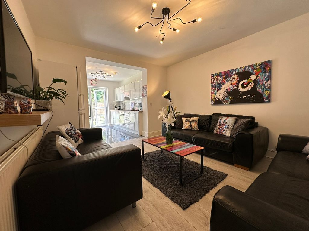 Property photo 1 of 117 This Stylish Living Room Features Contemporary Dec...