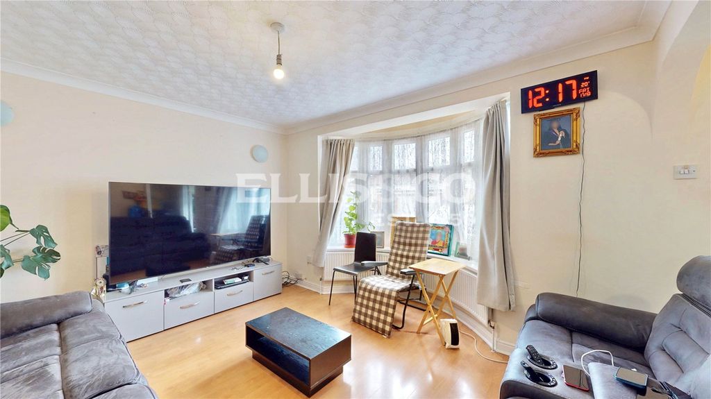 Property photo 2 of 10 Picture No. 03