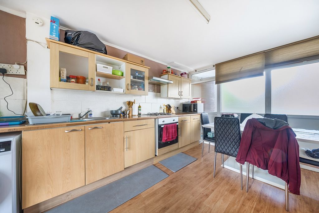 Property photo 2 of 19 1307315-6-684Fe43...