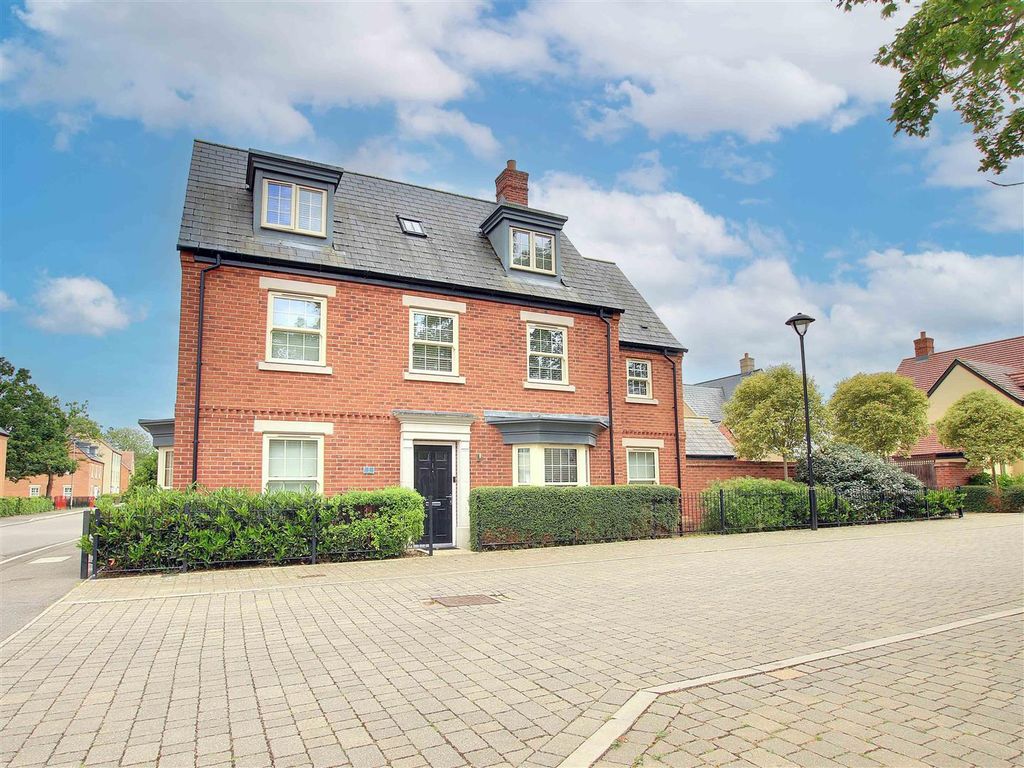 Property photo 1 of 17 Img_1743-Img_1745.Jpg