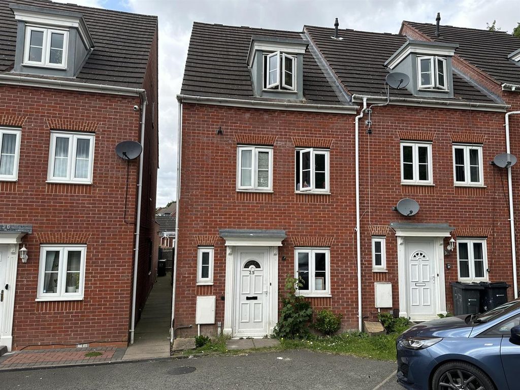 Property photo 1 of 5 Scholars Close