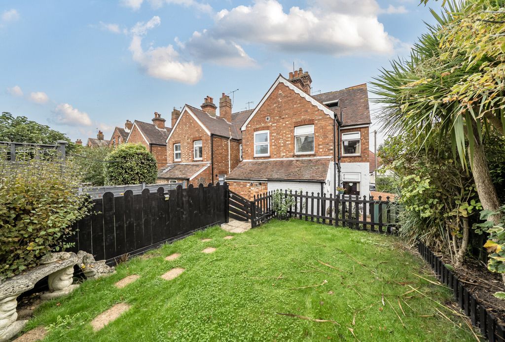 Property photo 1 of 12 1364800-4-68ee2Ff...