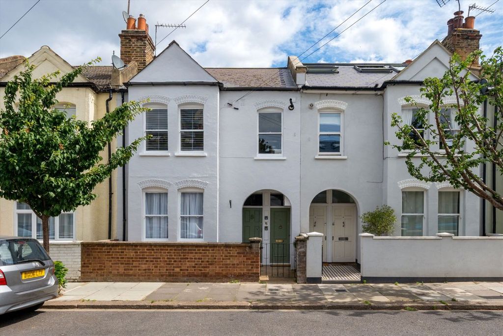 Property photo 1 of 7