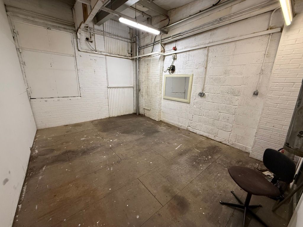 Property photo 3 of 5 Photo 19