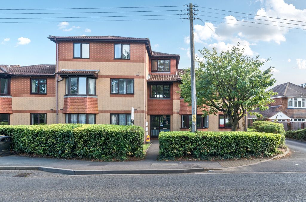 Property photo 1 of 10 1330653-2-688d009...