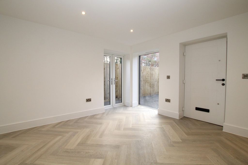 Property photo 3 of 9 Not Specified