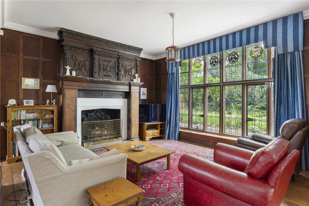 Property photo 2 of 25 Drawing Room