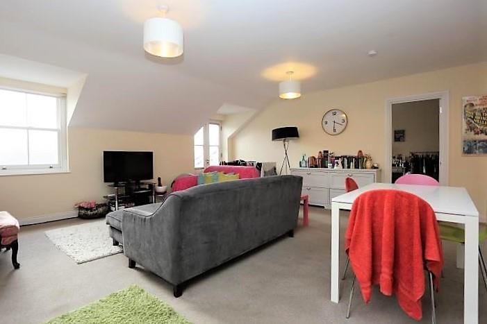Property photo 2 of 14 2