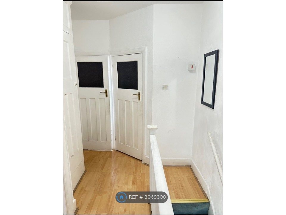 Property photo 2 of 3