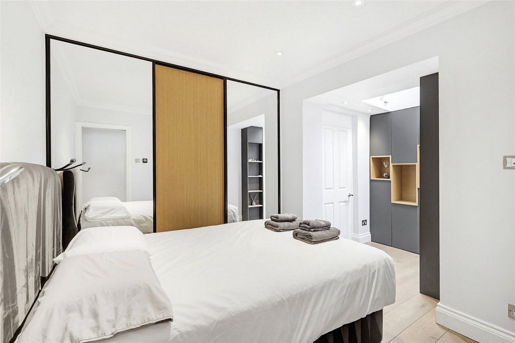 Property photo 3 of 7 Picture No. 09