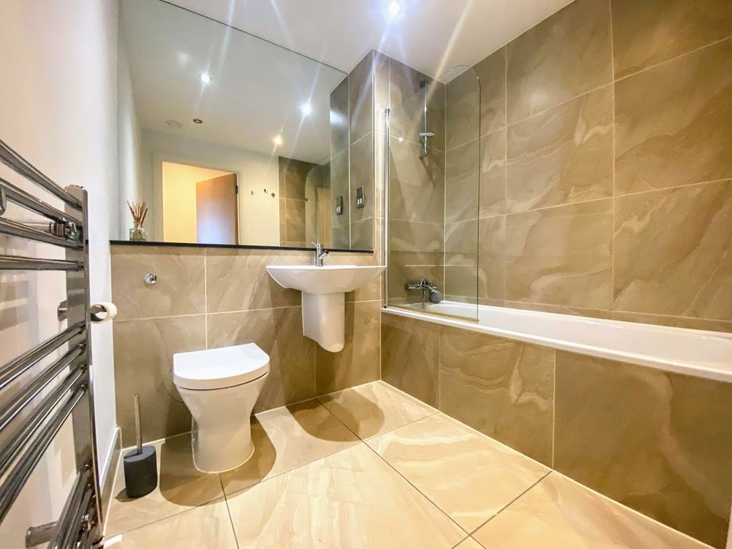 Property photo 2 of 4