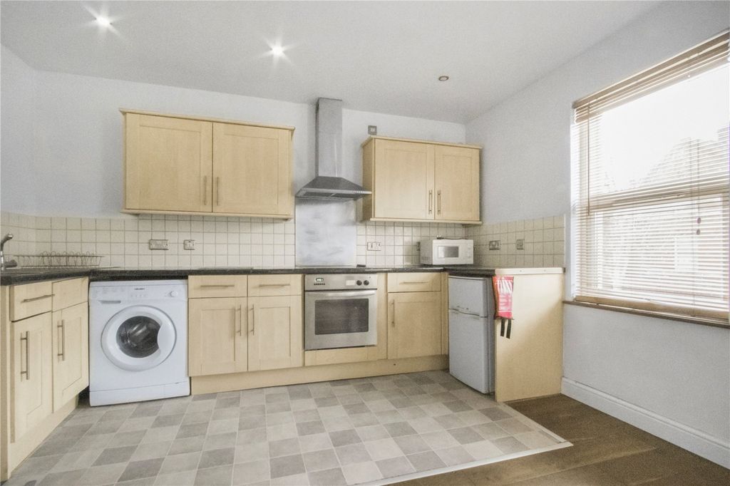 Property photo 1 of 8 Picture No. 15