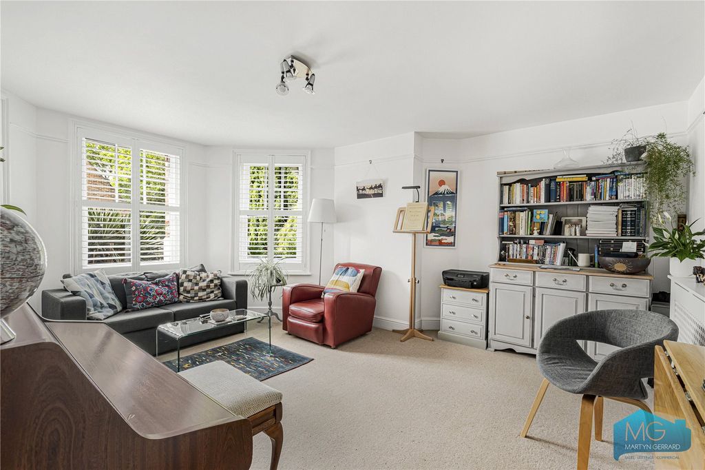 Property photo 2 of 15 Picture No. 04