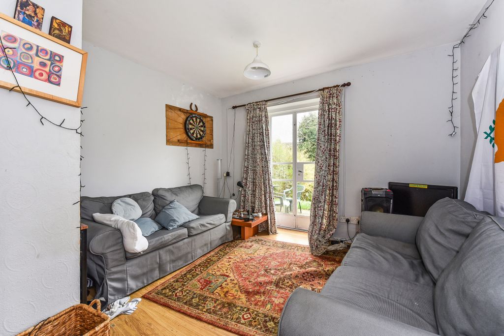 Property photo 2 of 17 Ph12_5001480