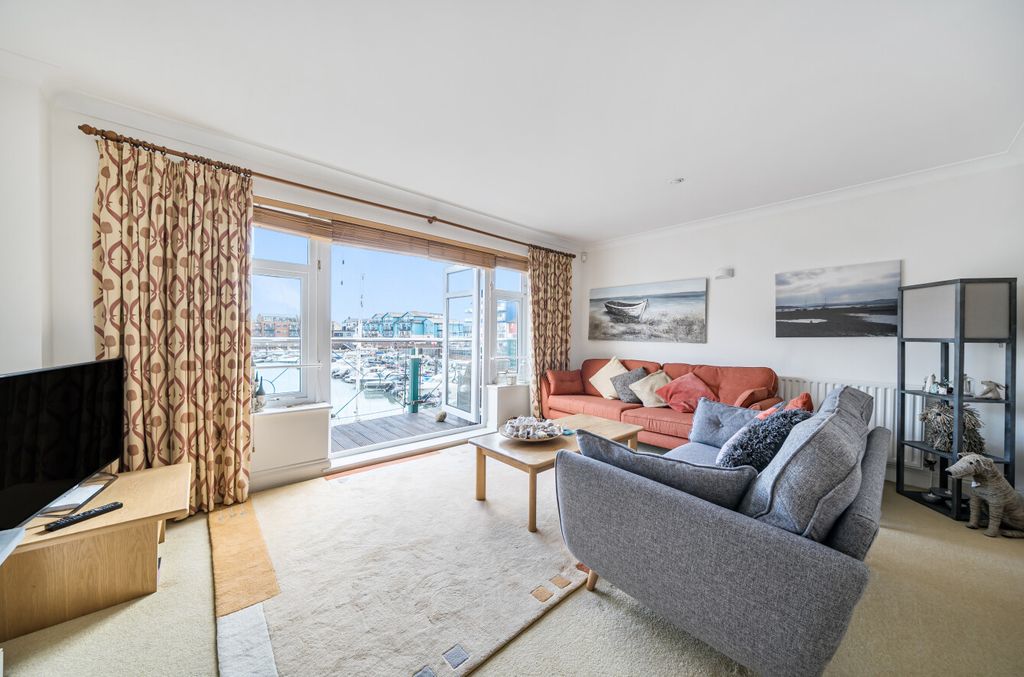 Property photo 2 of 21 1350588-5-68c47F3...