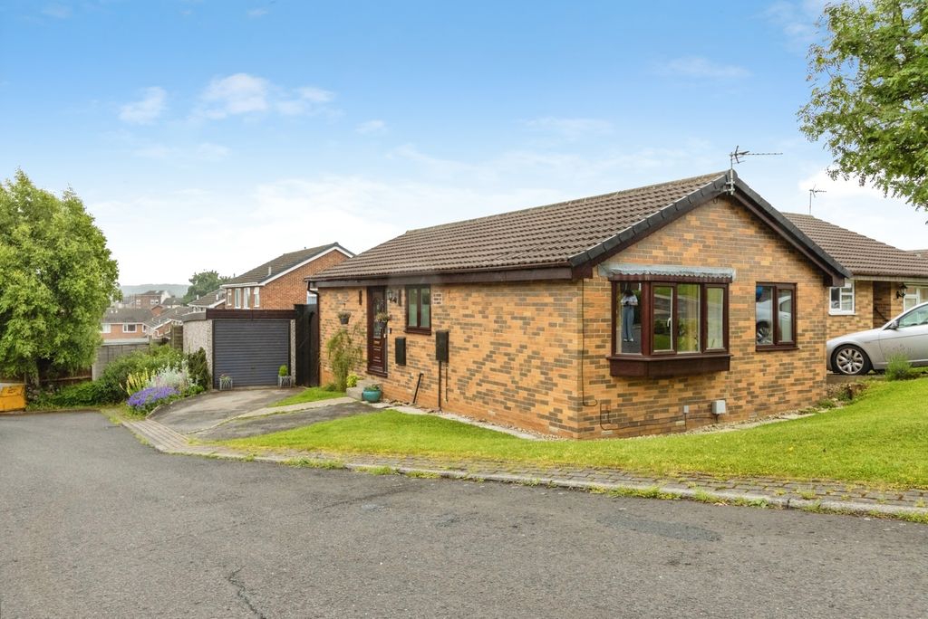 Property photo 1 of 12 Pbox-Img.Jpg