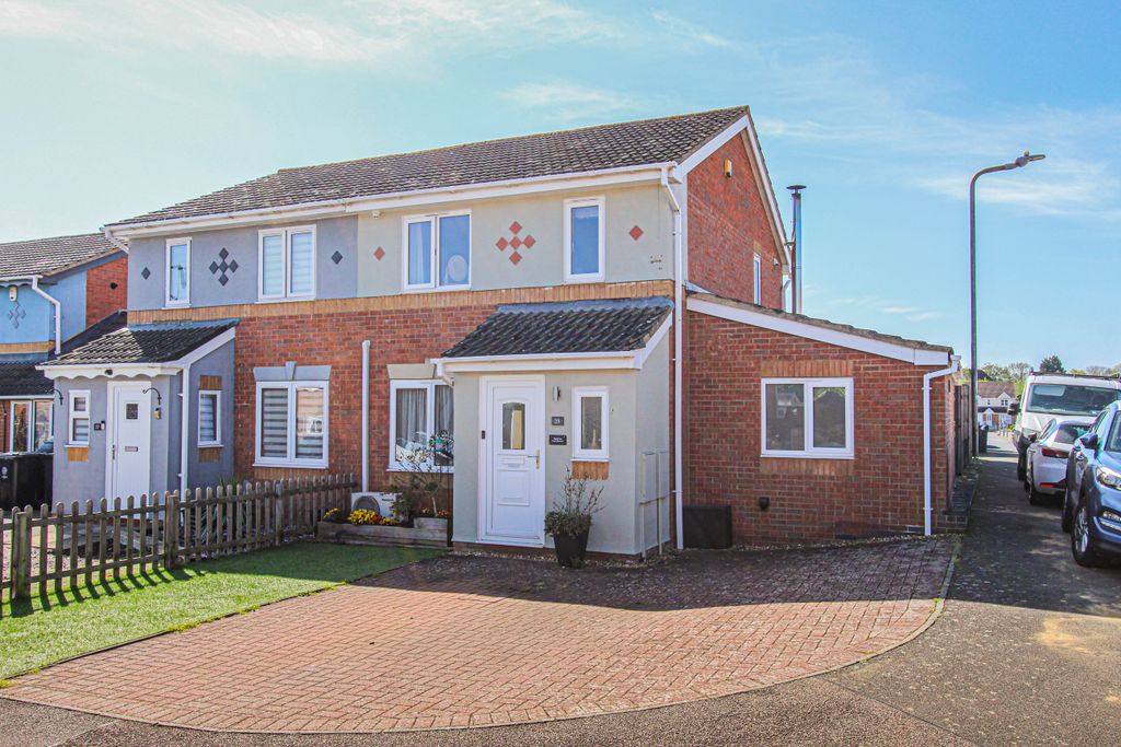 Property photo 1 of 17 Front