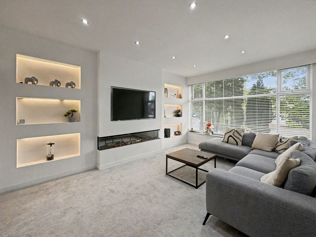 Property photo 3 of 41