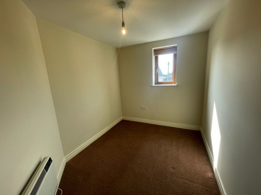 Property photo 3 of 8 Gallery