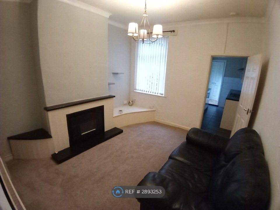 Property photo 3 of 11