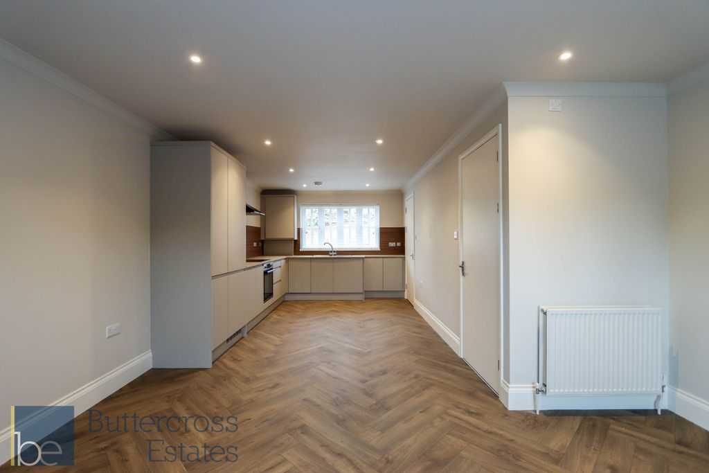 Property photo 2 of 14 Living Room And Kitchen Diner
