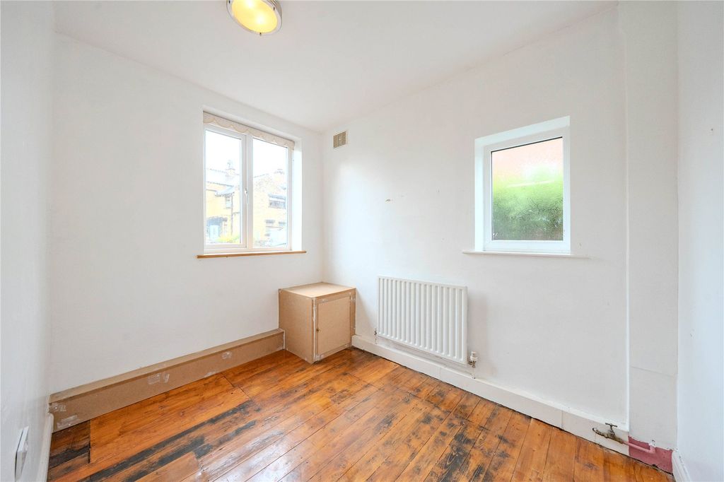 Property photo 3 of 10 Picture No. 02