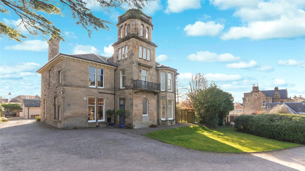 Property photo 1 of 35 Picture No. 01