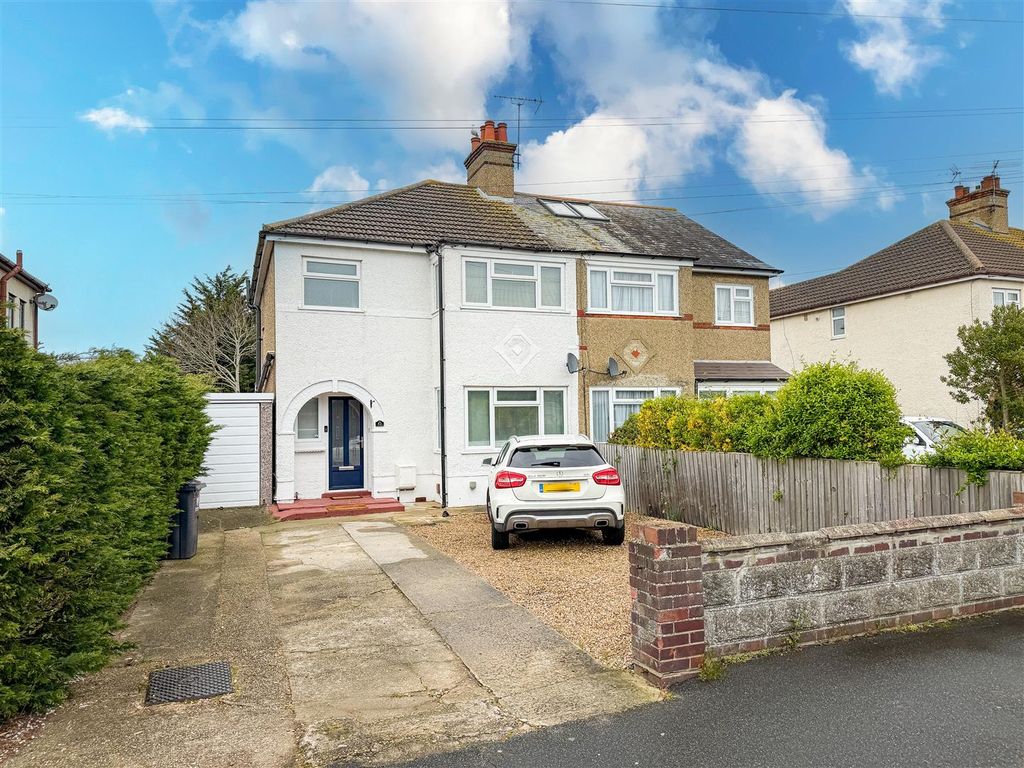 Property photo 1 of 51 Outside Front