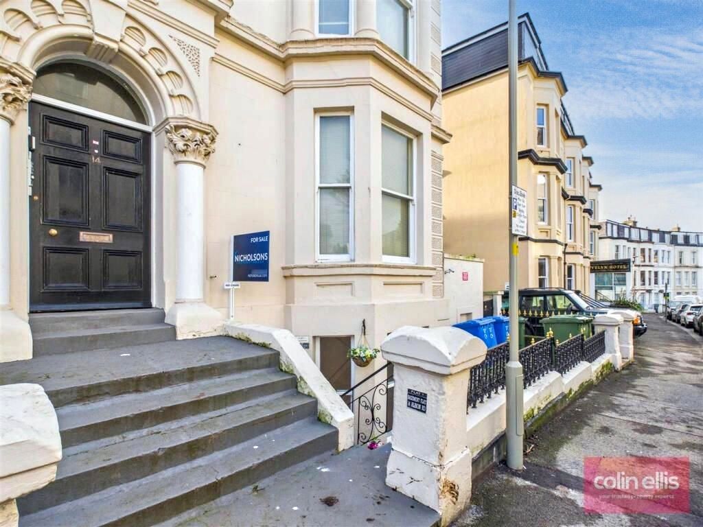 Property photo 3 of 13